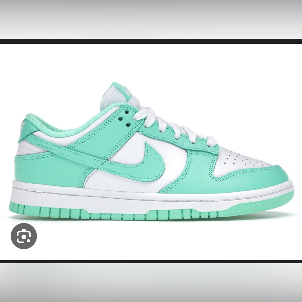 mint green nike dunks!!!